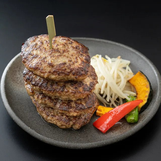 纯但马牛 美方：汉堡排