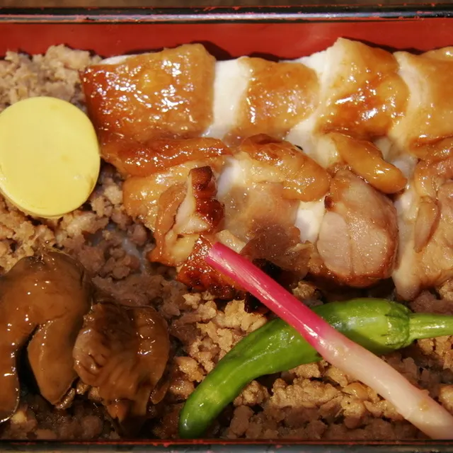 鸟饭 鸟藤（分店）：鸡肉饭